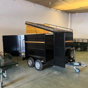 Remolque de caja cerrada 250 x 160 x 150 cm con doble eje con freno